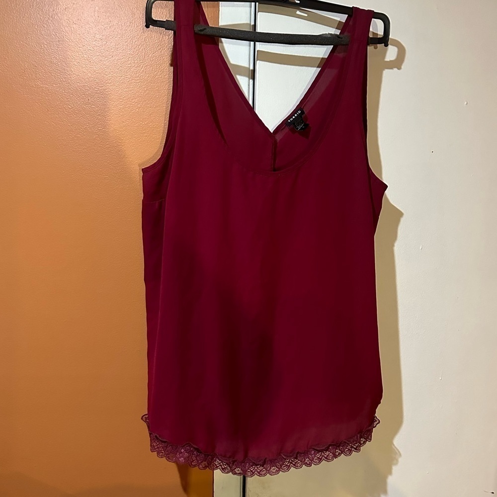 Torrid Burgundy Lace Trimmed Cami Size 2 (18/20)